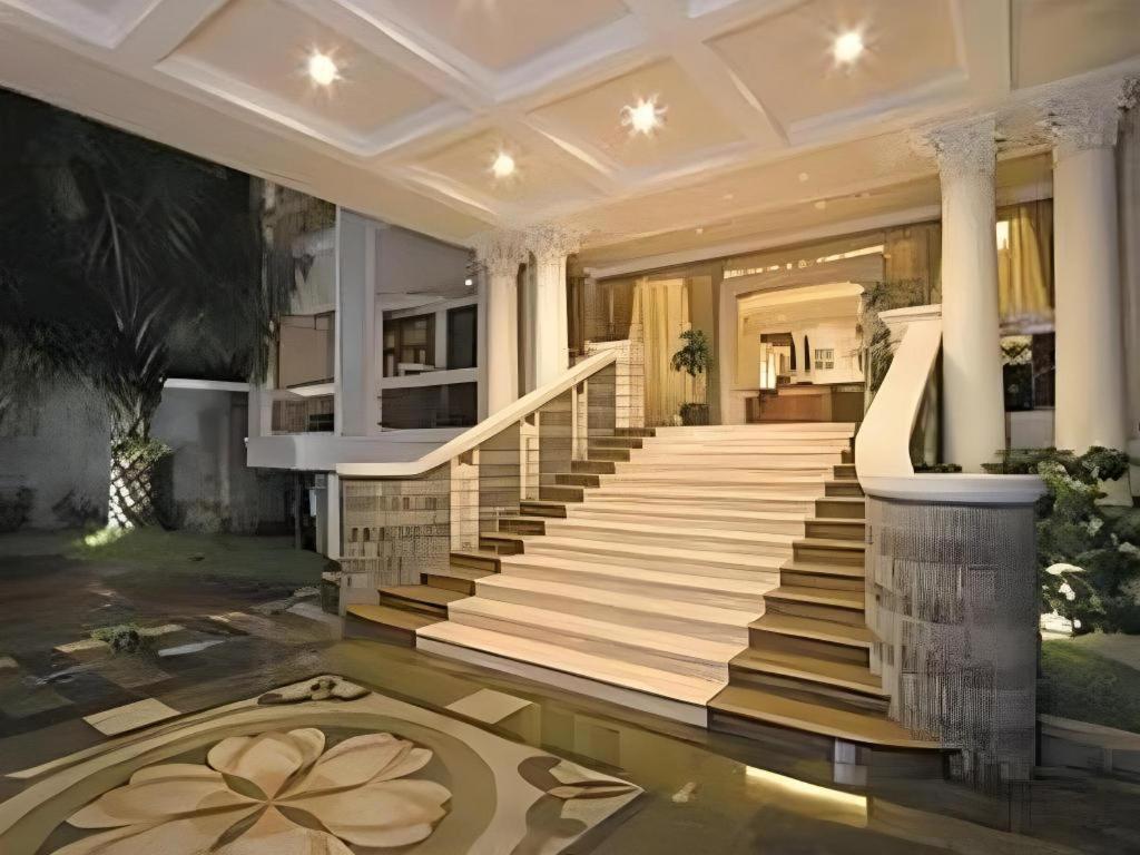Le Beringin Hotel Salatiga Eksteriør billede