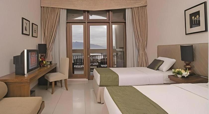 Le Beringin Hotel Salatiga Eksteriør billede